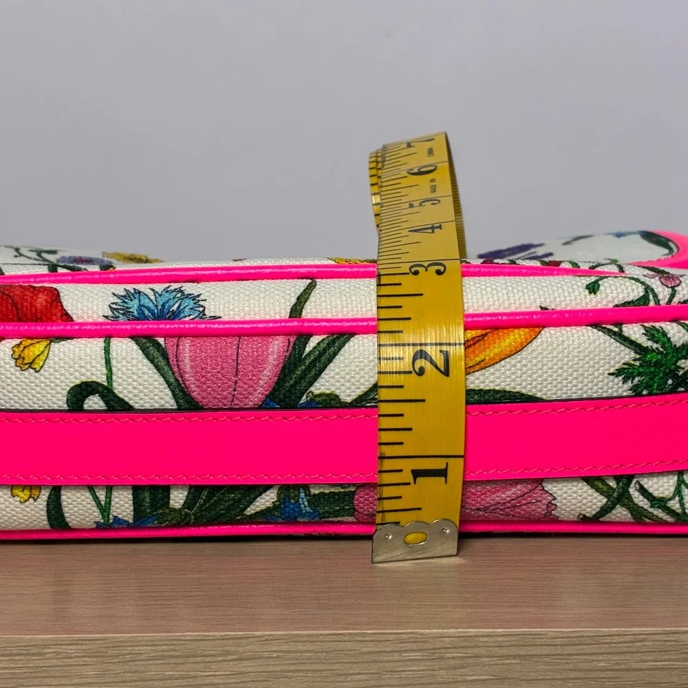 AUTHENTIC Gucci Flora Canvas Crossbody Bag with Dust Bag - Picture 6 of 10